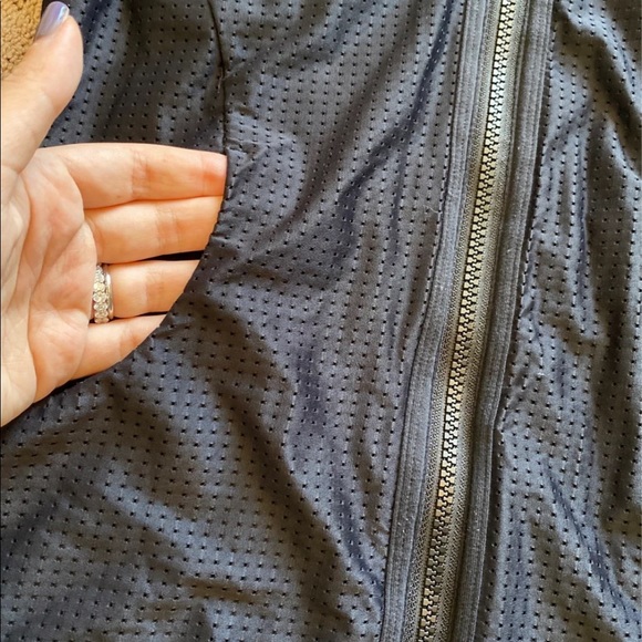 Lululemon Reversible jacket - Picture 2 of 8